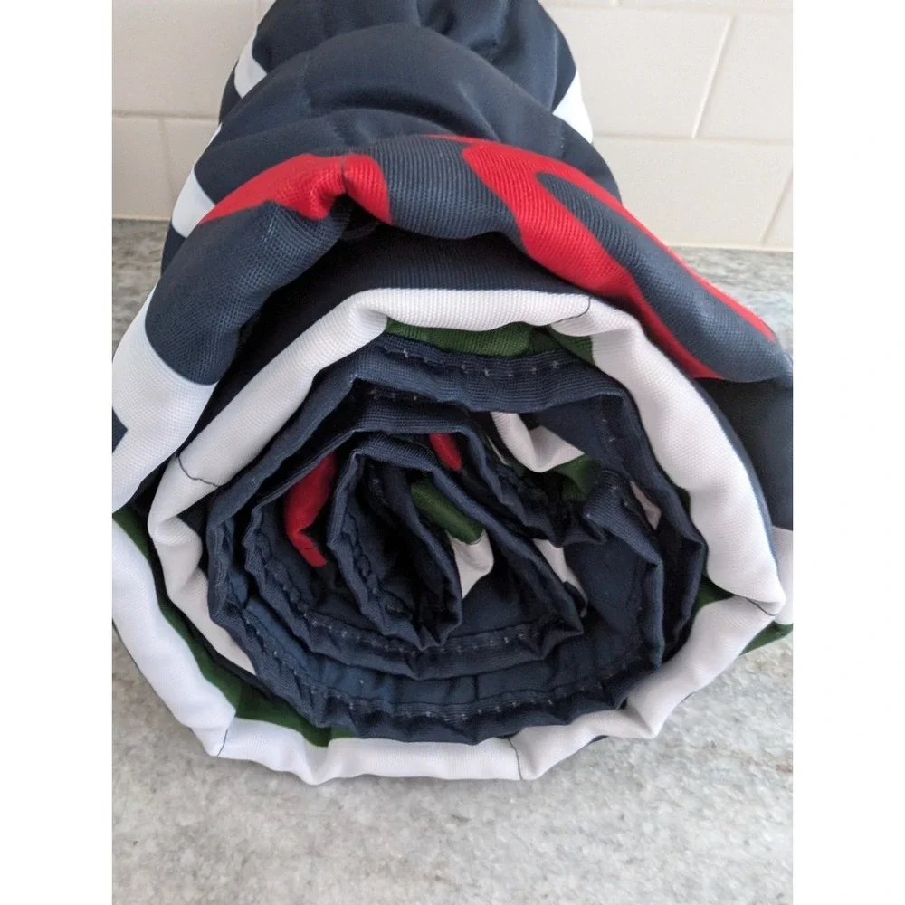 Officially Licensed‎ Minnesota Twins blanket 66in x 60in MLB, Easy Carry Straps